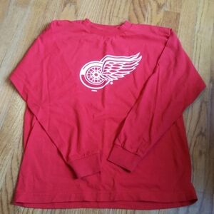 NHL Detroit Red Wings Youth Long Sleeved T-shirt EUC